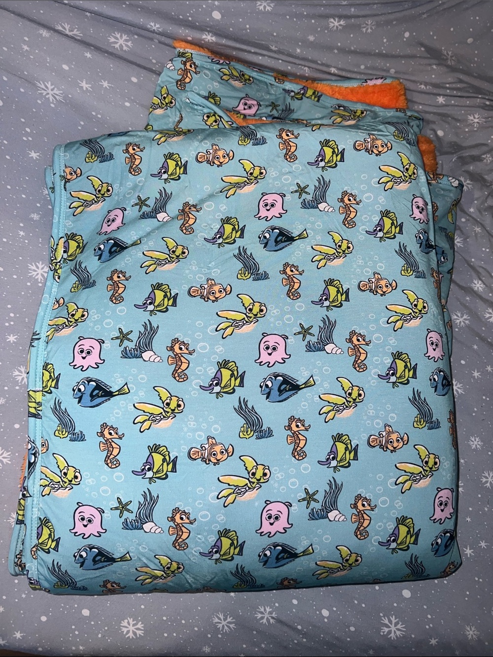 NEW 60x80 Nemo bamboo blanket with orange fur back
